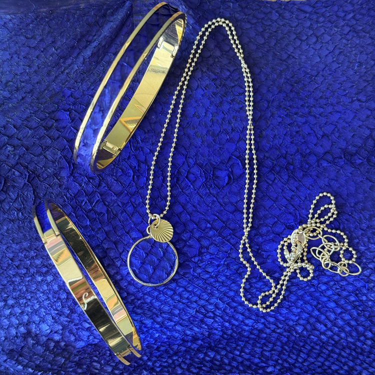 đ Ultra Marin â La puissance des profondeurs, lâĂ©lĂ©gance en bleu - FĂ©mer Atelier Marin
