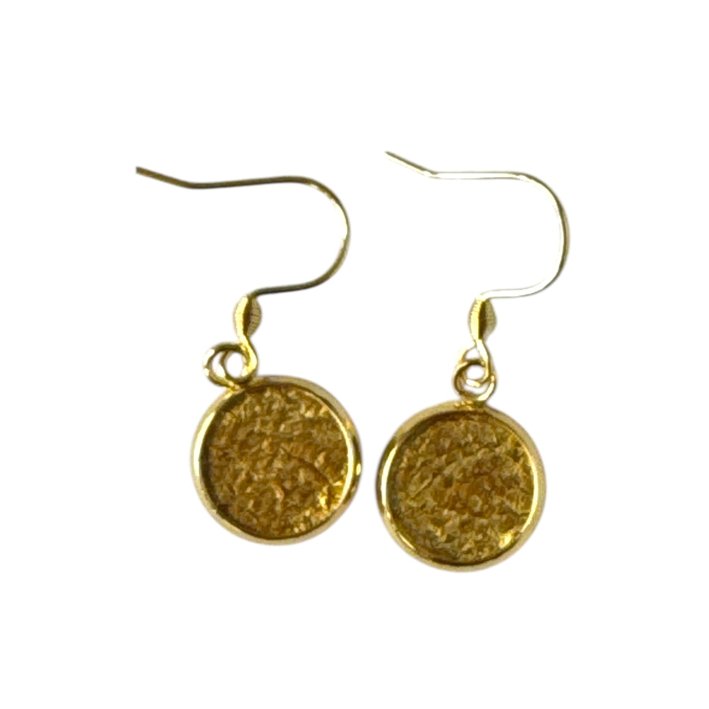 Boucles d'oreilles modèle "grain de sable truite dorée ✨ - Fémer Atelier Marin