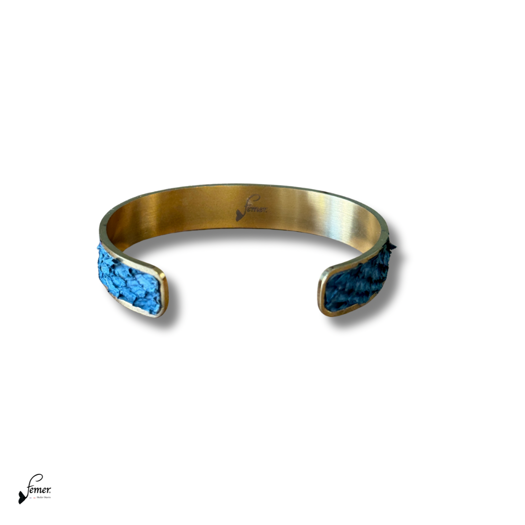Manchette Calypso- cuir marin et inox doré 12 mm ajustable