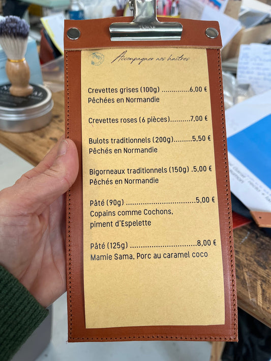 Accessoires en cuir de poisson pour restaurants : une signature unique