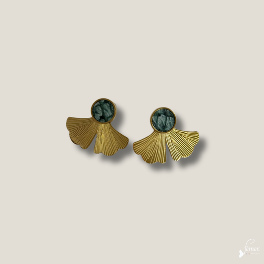 Boucles d’oreilles Ginkgo Vert Algue – cuir de saumon & acier inoxydable doré or fin 18K