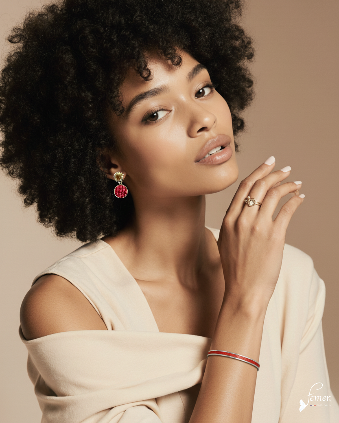 Boucles d’oreilles Soledad – cuir marin et acier inoxydable doré 18k