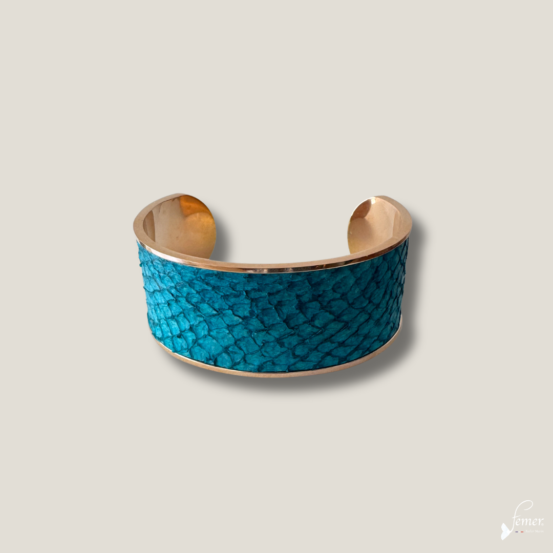 Manchette 30 mm cuir de bar ou de mulet du bassin d'Arcachon – Collection Bleu Azur